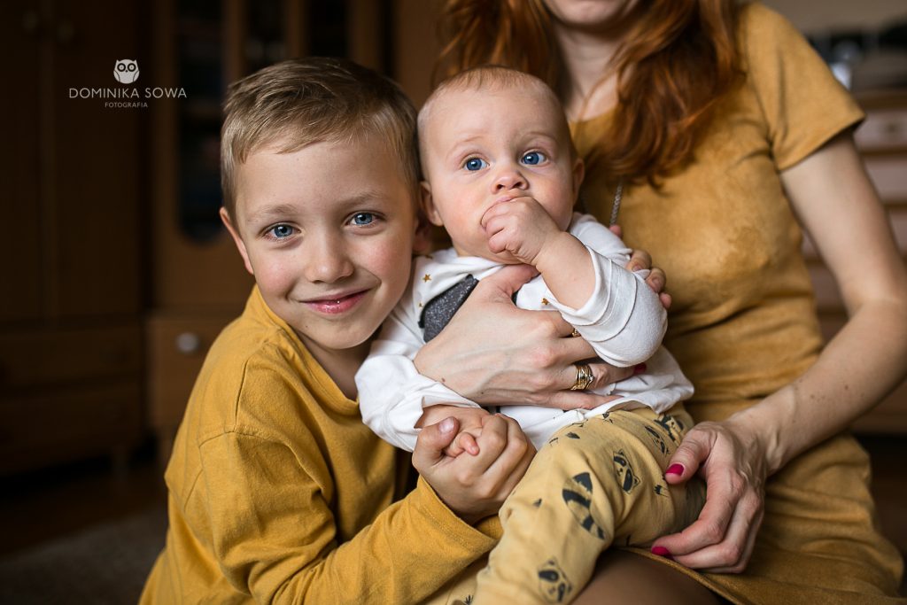 Domowa sesja rodzinna z Agnieszką i Nikitą